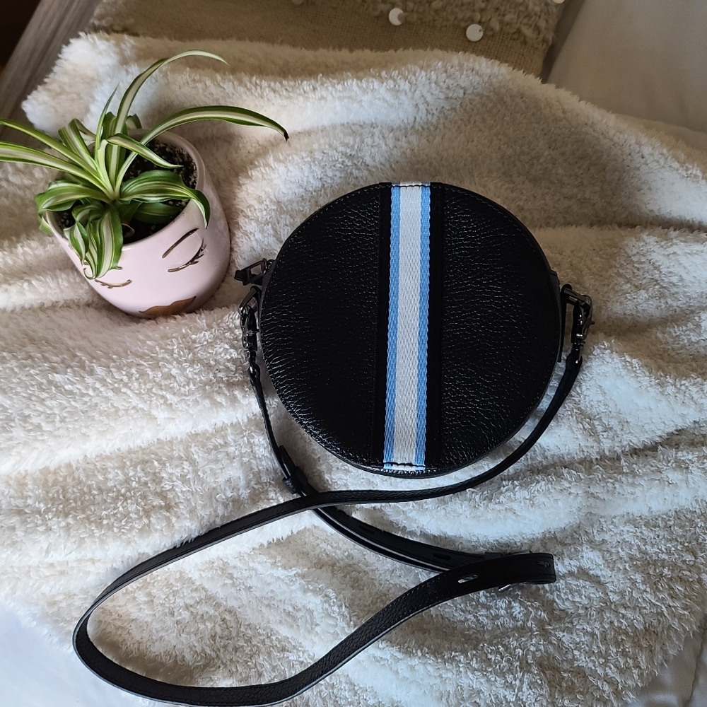 🖤 BOTKIER TRINITY ROUND CROSSBODY 🖤 - Picture 2 of 11